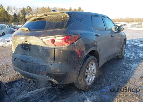 2021 Chevrolet Blazer Awd 2Lt z USA, uszkodzony, nr VIN 3GNKBHR4XMS509610